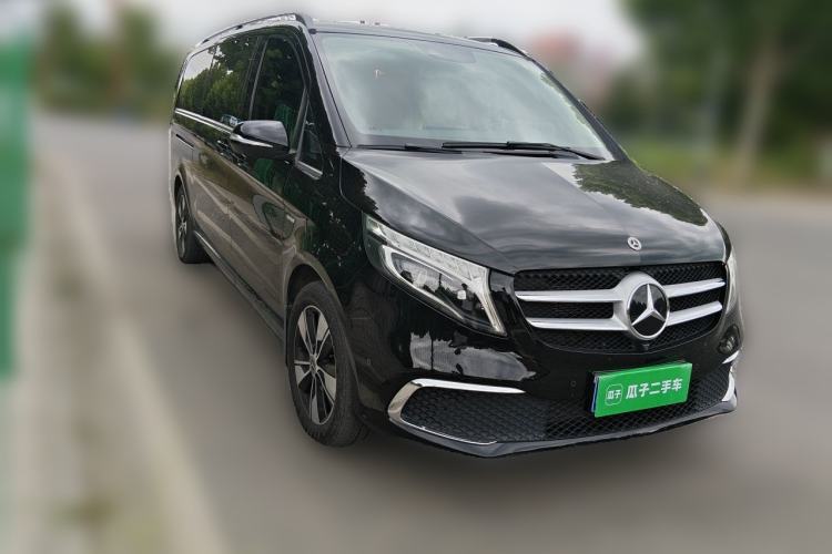 Used Mercedes-Benz V-Class 2021 V 260 L Long Wheelbase Prestige Edition Front Right 45 Deg