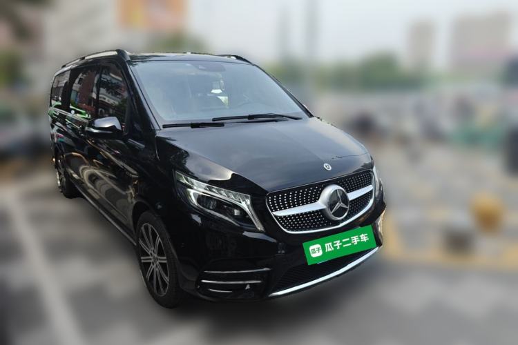 Used Mercedes-Benz V-Class 2021 V 260 L Long-wheelbase Luxury Edition Front Right 45 Deg