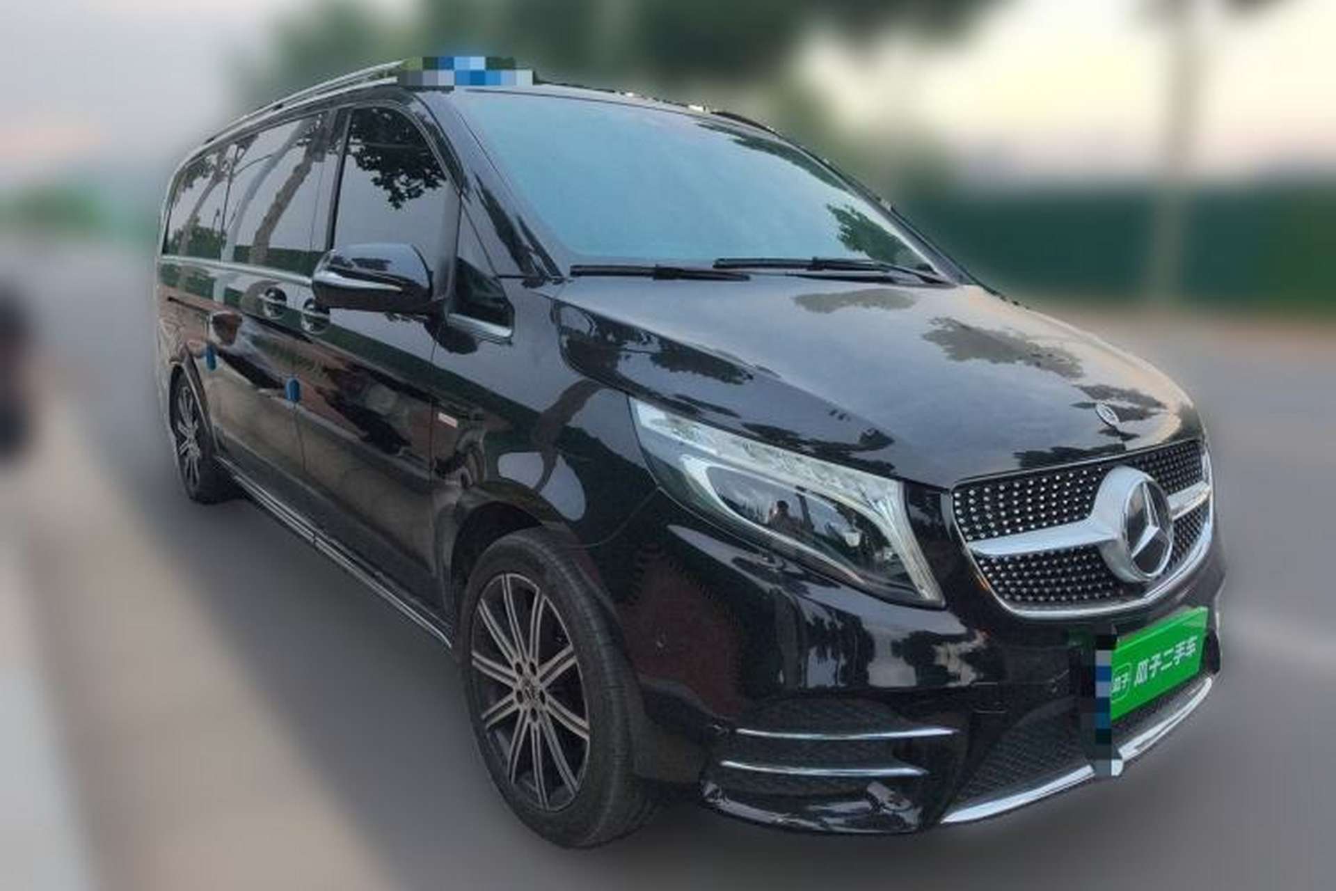 Used Mercedes-Benz V-Class 2021 V 260 L Long-wheelbase Luxury Edition Front Right 45 Deg