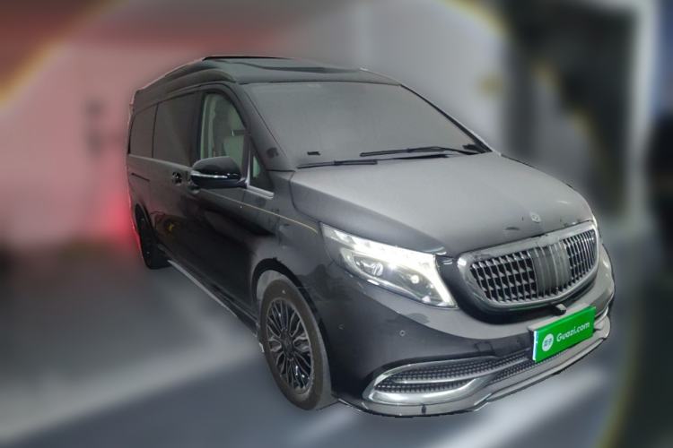 Used Mercedes-Benz V-Class 2021 V 260 L Long Wheelbase Prestige Edition Front Right 45 Deg