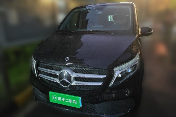 Used Mercedes-Benz V-Class 2021 V 260 Avantgarde Edition Front