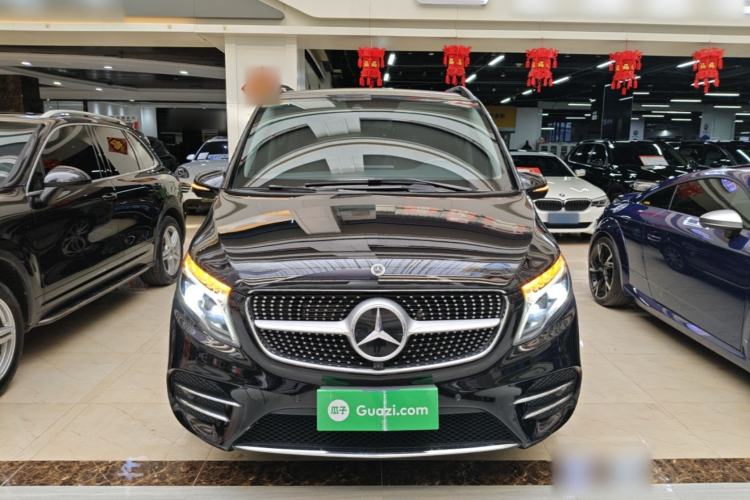 Used Mercedes-Benz V-Class 2021 V 260 L Long-wheelbase Luxury Edition Front