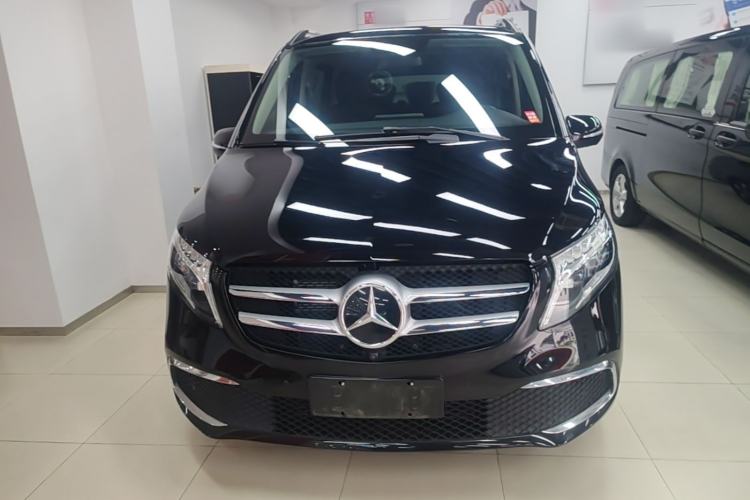 Used Mercedes-Benz V-Class 2021 V 260 Prestige Edition Front