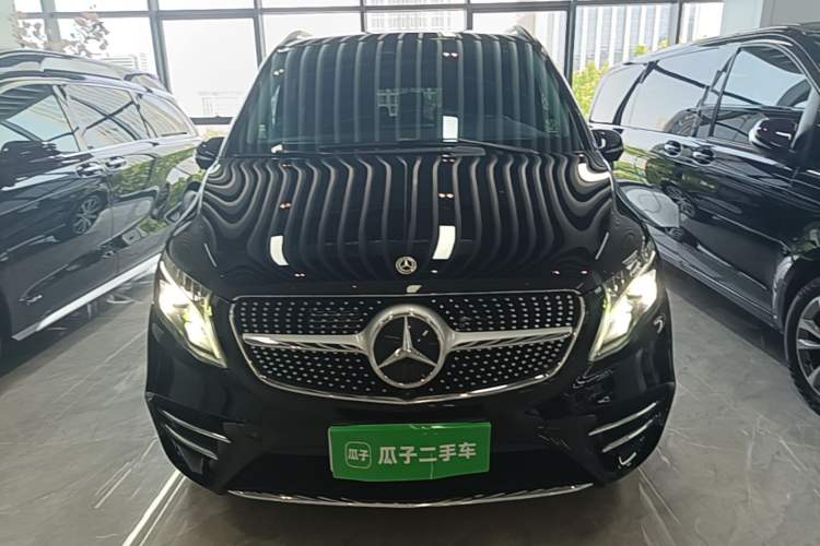 Used Mercedes-Benz V-Class 2021 V 260 L Long-wheelbase Luxury Edition Front