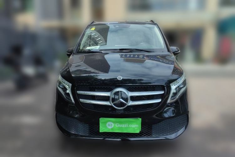 Used Mercedes-Benz V-Class 2021 V 260 Avantgarde Edition Front