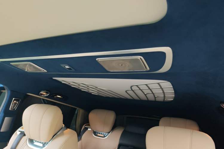 Used Mercedes-Benz V-Class  Headliner