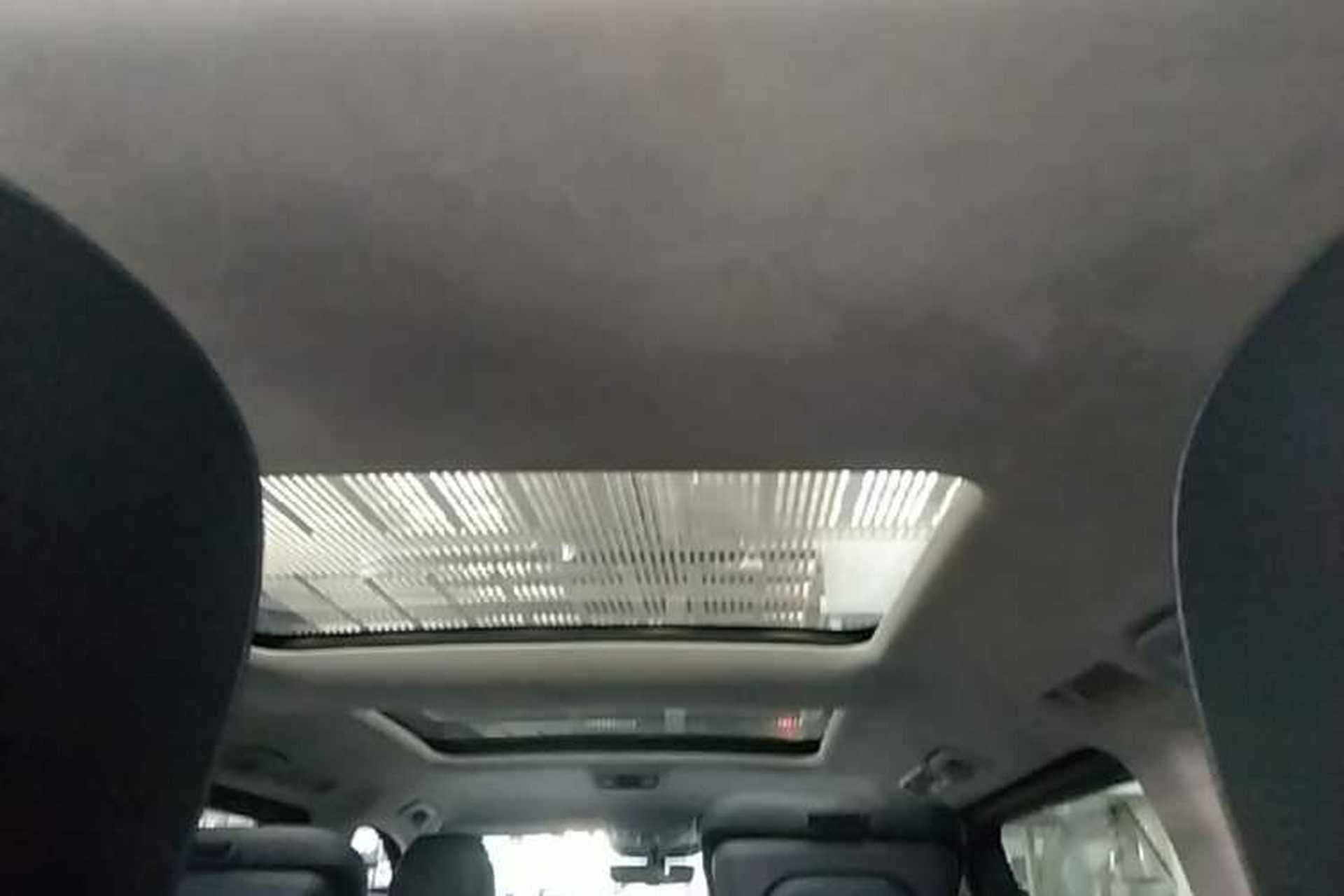 Used Mercedes-Benz V-Class 2021 V 260 L Long-wheelbase Luxury Edition Headliner