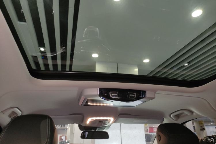 Used Mercedes-Benz V-Class 2021 V 260 Prestige Edition Headliner