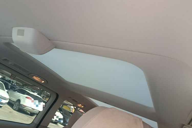 Used Mercedes-Benz V-Class 2021 V 260 Prestige Edition Headliner
