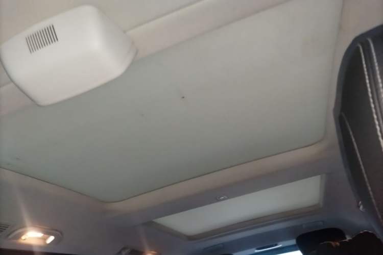 Used Mercedes-Benz V-Class 2021 V 260 Prestige Edition Headliner