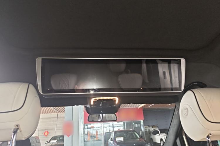 Used Mercedes-Benz V-Class 2021 V 260 Avantgarde Edition Headliner