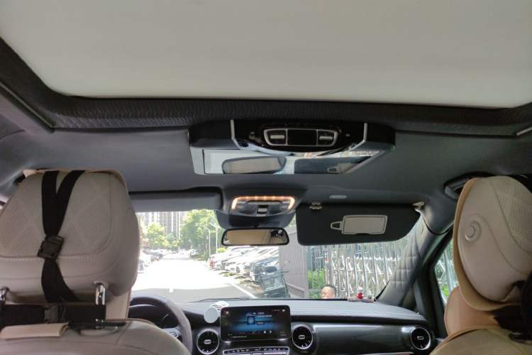 Used Mercedes-Benz V-Class 2021 V 260 L Long Wheelbase Prestige Edition Headliner