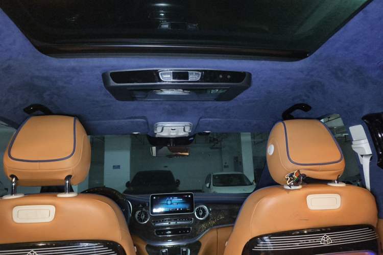 Used Mercedes-Benz V-Class 2021 V 260 L Long Wheelbase Prestige Edition Headliner
