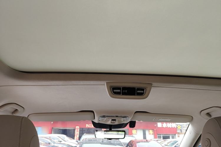 Used Mercedes-Benz V-Class 2021 V 260 L Long-wheelbase Luxury Edition Headliner