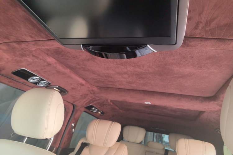 Used Mercedes-Benz V-Class 2021 V 260 Avantgarde Edition Headliner