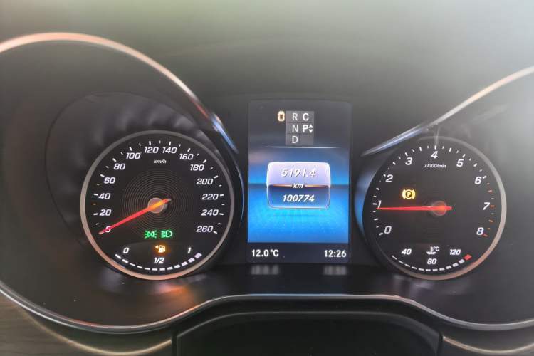 Used Mercedes-Benz V-Class 2021 V 260 Avantgarde Edition Instrument Cluster