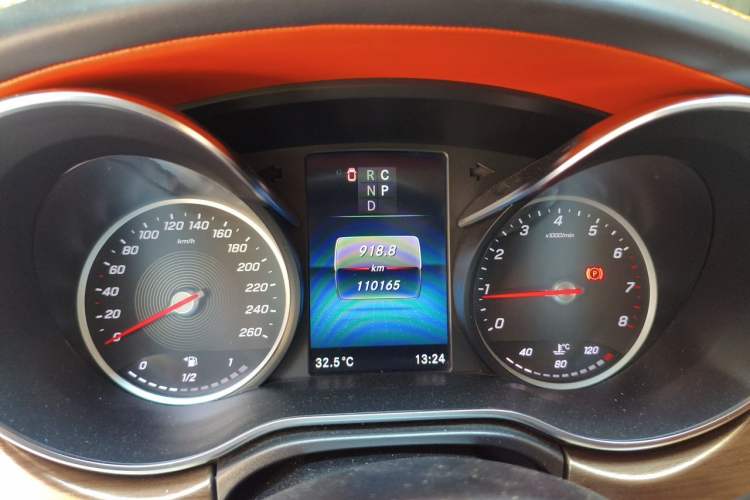 Used Mercedes-Benz V-Class 2021 V 260 L Long Wheelbase Prestige Edition Instrument Cluster