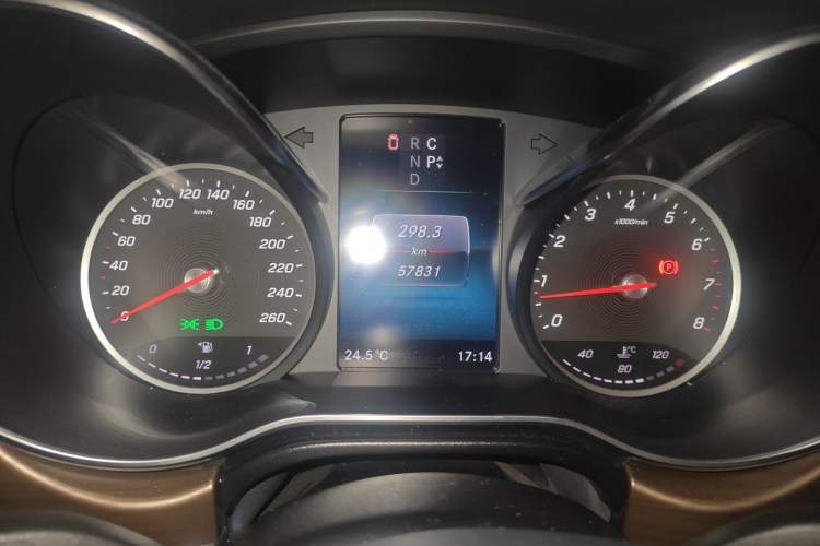 Used Mercedes-Benz V-Class 2021 V 260 L Long-wheelbase Luxury Edition Instrument Cluster