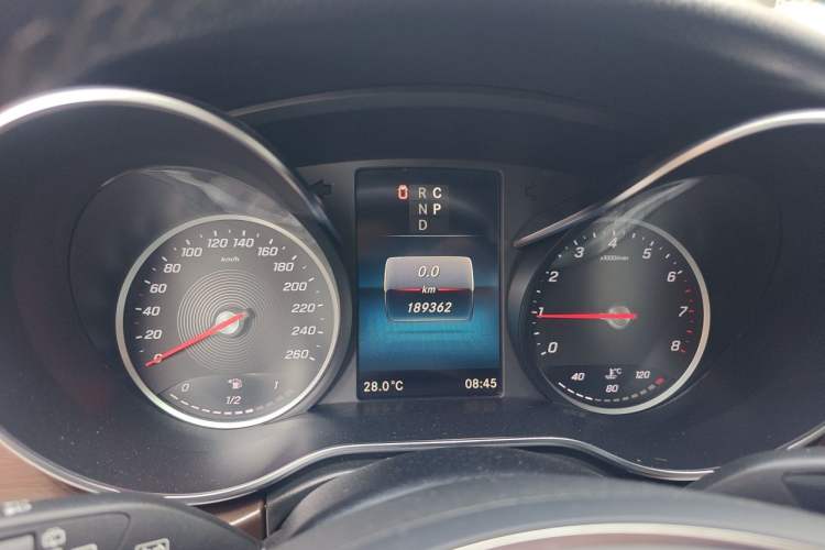 Used Mercedes-Benz V-Class 2021 V 260 Avantgarde Edition Instrument Cluster