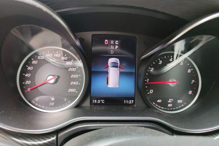 Used Mercedes-Benz V-Class 2021 V 260 L Long Wheelbase Prestige Edition Instrument Cluster