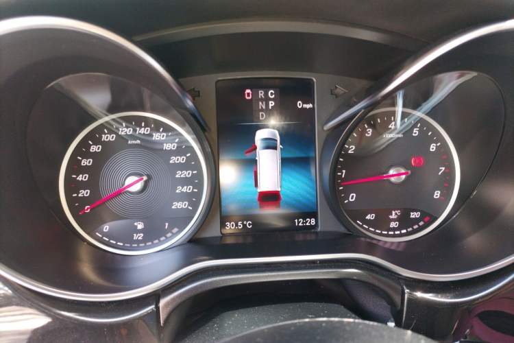 Used Mercedes-Benz V-Class 2021 V 260 L Long Wheelbase Prestige Edition Instrument Cluster
