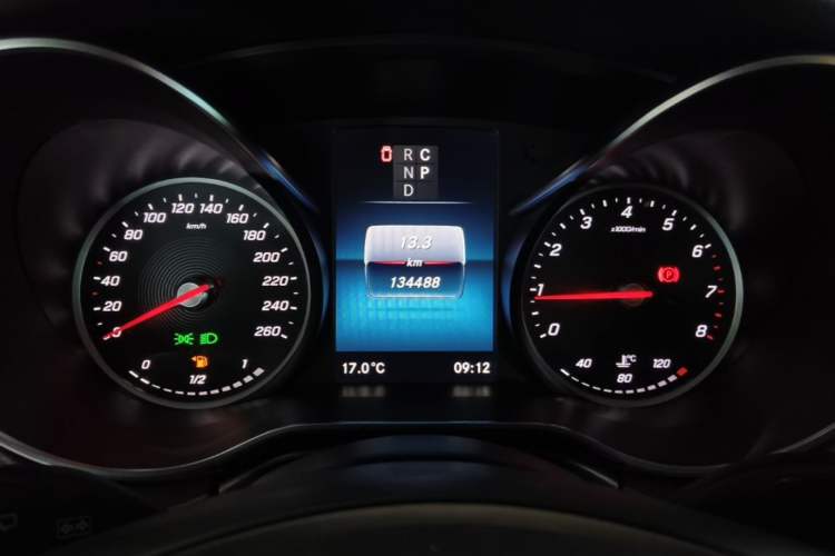 Used Mercedes-Benz V-Class 2021 V 260 Prestige Edition Instrument Cluster