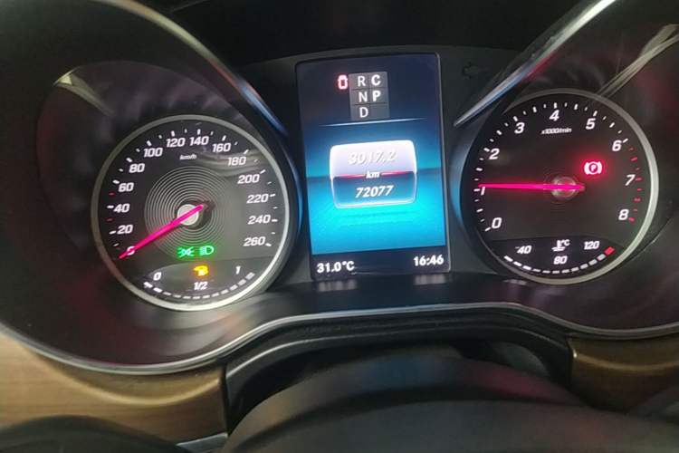 Used Mercedes-Benz V-Class 2021 V 260 L Long Wheelbase Prestige Edition Instrument Cluster