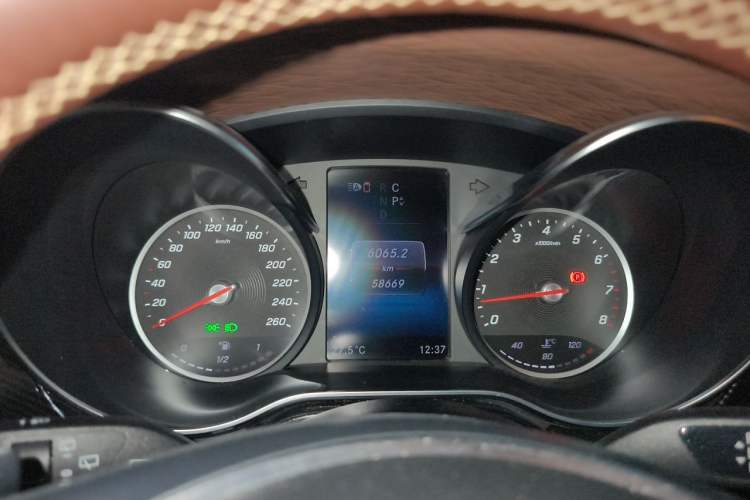 Used Mercedes-Benz V-Class 2021 V 260 L Long Wheelbase Prestige Edition Instrument Cluster