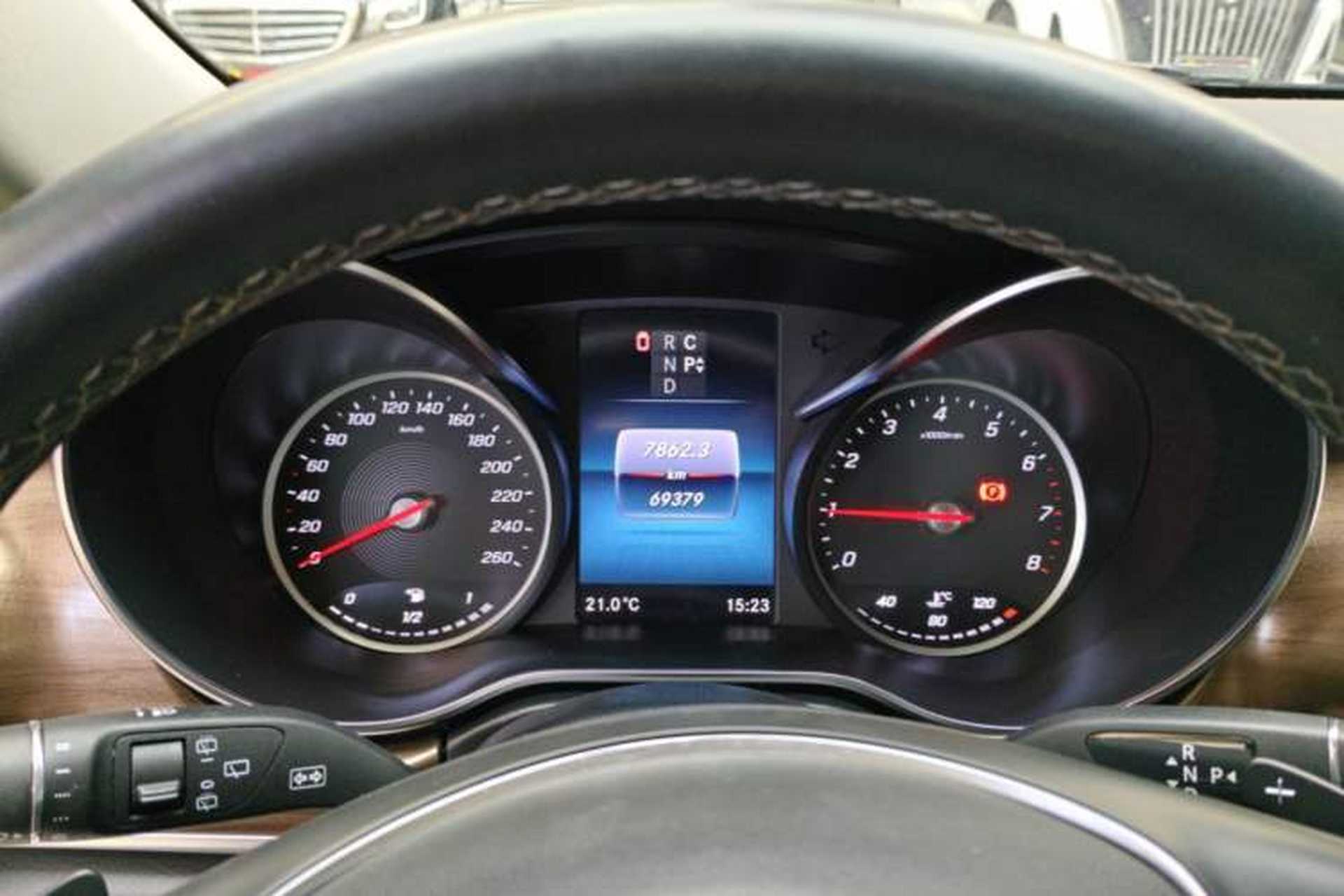 Used Mercedes-Benz V-Class 2021 V 260 L Long-wheelbase Luxury Edition Instrument Cluster