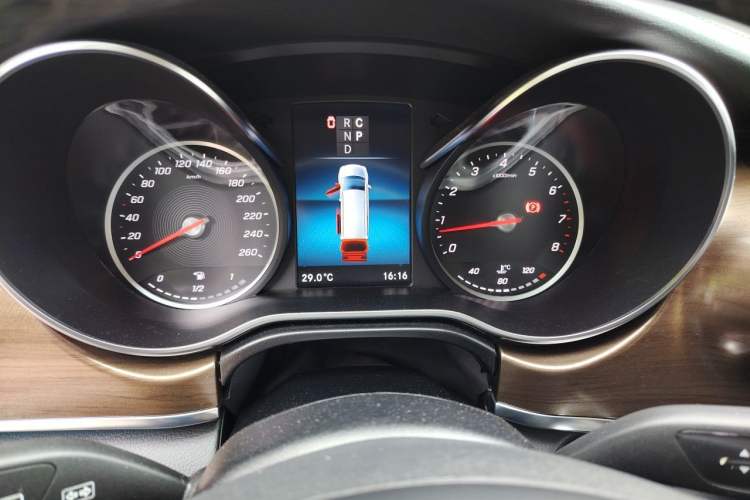 Used Mercedes-Benz V-Class 2021 V 260 L Long-wheelbase Luxury Edition Instrument Cluster
