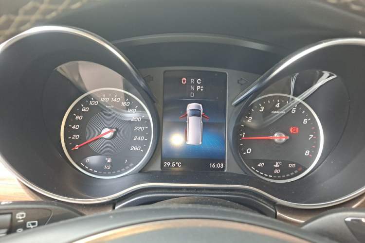 Used Mercedes-Benz V-Class 2021 V 260 L Long-wheelbase Luxury Edition Instrument Cluster