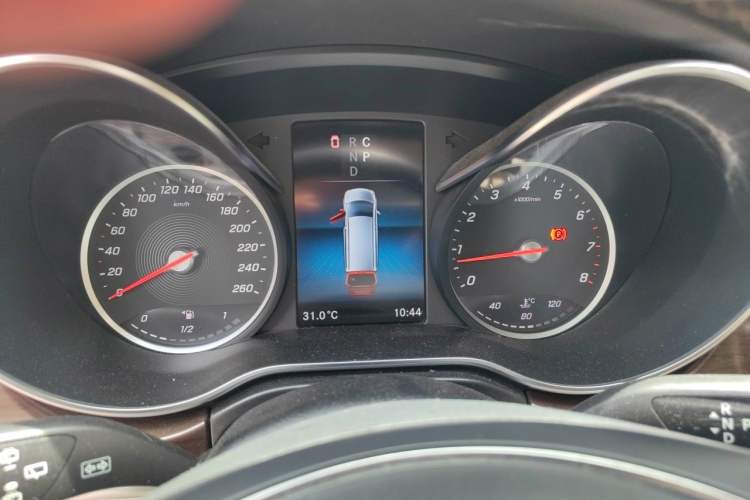 Used Mercedes-Benz V-Class 2021 V 260 Avantgarde Edition Instrument Cluster