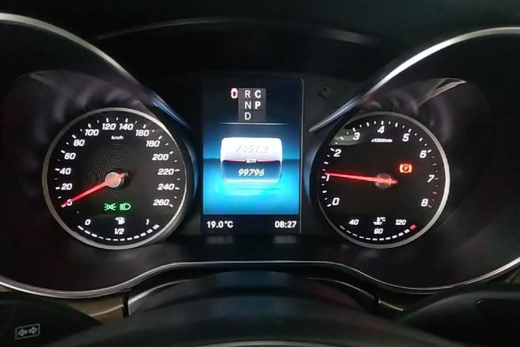Used Mercedes-Benz V-Class 2021 V 260 L Long-wheelbase Luxury Edition Instrument Cluster