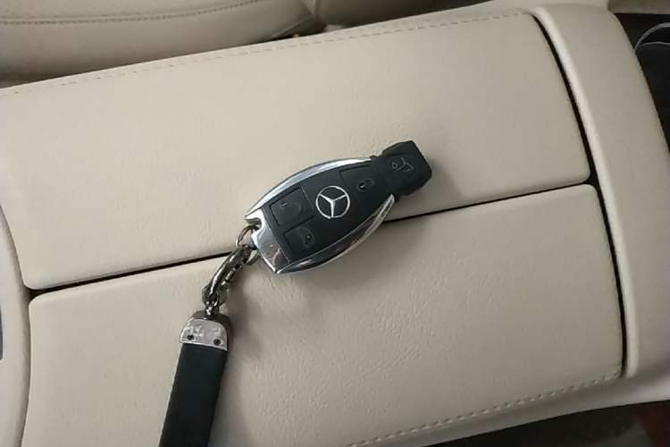 Used Mercedes-Benz V-Class 2021 V 260 L Long-wheelbase Luxury Edition Interior 1