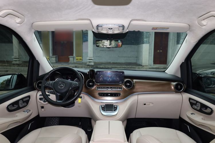 Used Mercedes-Benz V-Class 2021 V 260 L Long-wheelbase Luxury Edition Interior 3