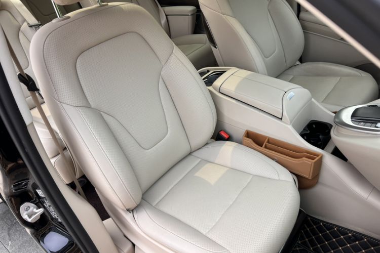 Used Mercedes-Benz V-Class 2021 V 260 L Long-wheelbase Luxury Edition Interior 3