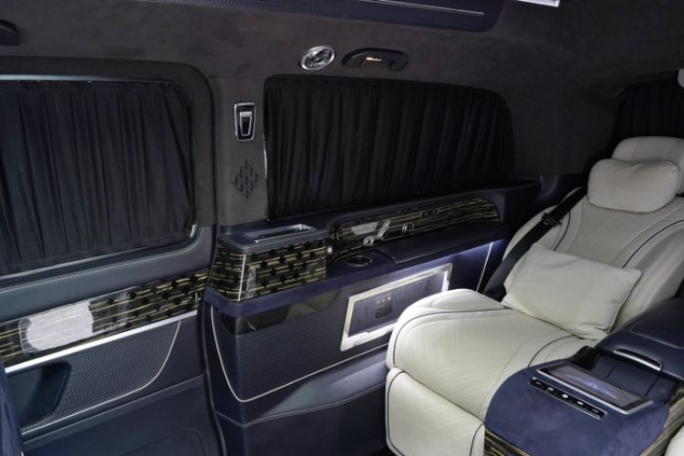 Used Mercedes-Benz V-Class 2021 V 260 L Long Wheelbase Prestige Edition Interior 5
