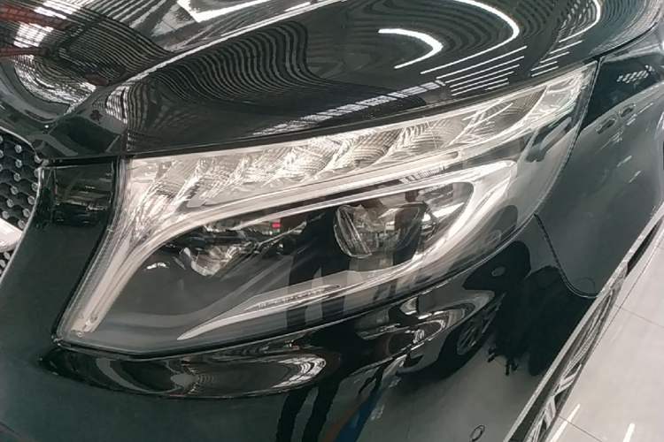 Used Mercedes-Benz V-Class 2021 V 260 L Long-wheelbase Luxury Edition Left Front Headlight
