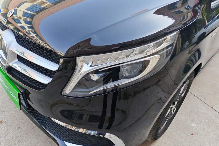 Used Mercedes-Benz V-Class 2021 V 260 Prestige Edition Left Front Headlight