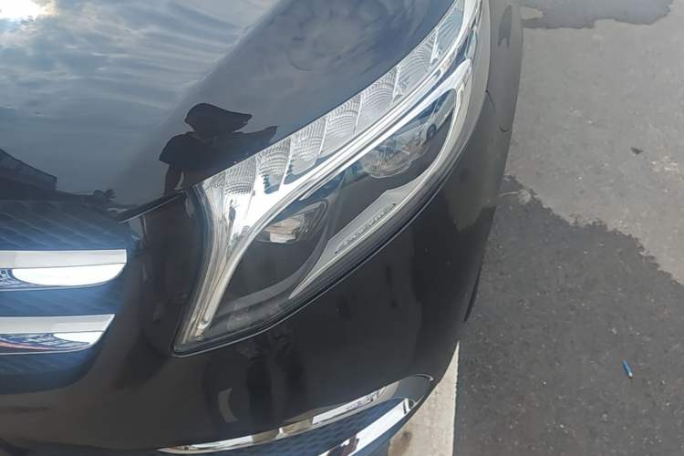 Used Mercedes-Benz V-Class 2021 V 260 Prestige Edition Left Front Headlight