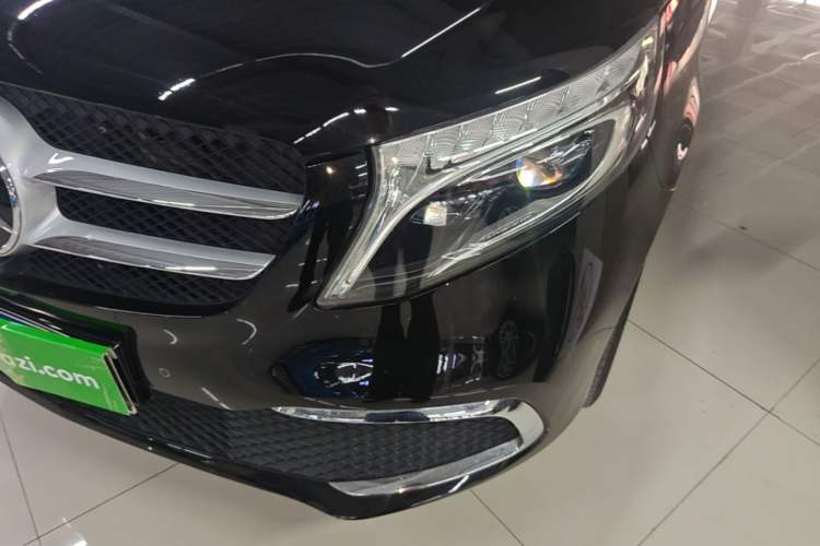 Used Mercedes-Benz V-Class 2021 V 260 Prestige Edition Left Front Headlight