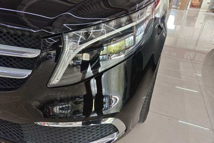 Used Mercedes-Benz V-Class 2021 V 260 Prestige Edition Left Front Headlight