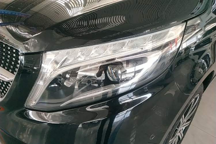 Used Mercedes-Benz V-Class 2021 V 260 L Long-wheelbase Luxury Edition Left Front Headlight