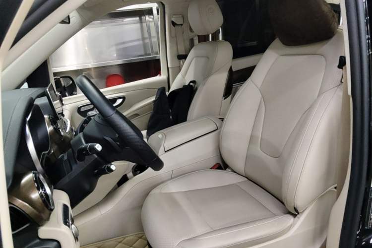 Used Mercedes-Benz V-Class 2021 V 260 L Long Wheelbase Prestige Edition Left Front Seat