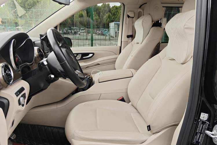 Used Mercedes-Benz V-Class 2021 V 260 L Long Wheelbase Prestige Edition Left Front Seat