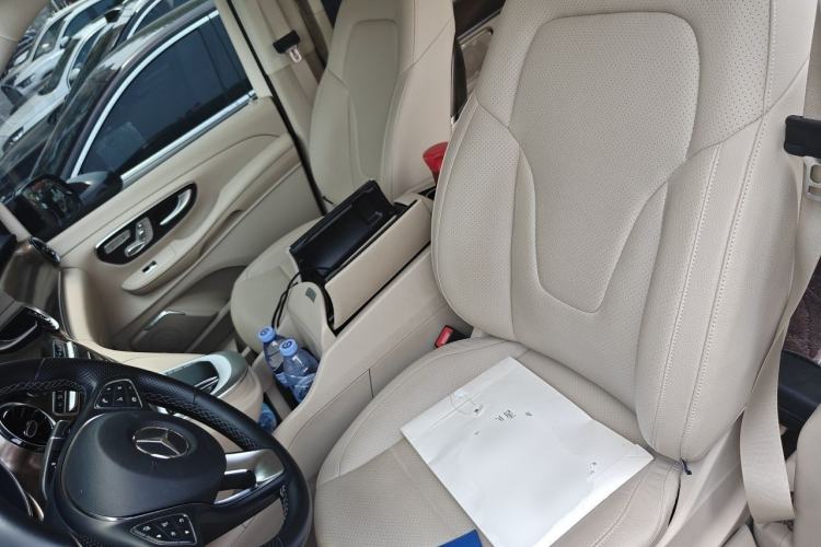 Used Mercedes-Benz V-Class 2021 V 260 L Long-wheelbase Luxury Edition Left Front Seat