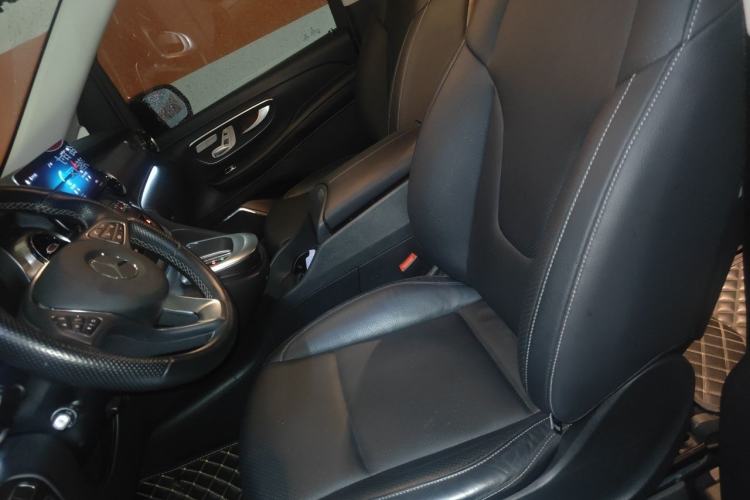 Used Mercedes-Benz V-Class 2021 V 260 L Long-wheelbase Luxury Edition Left Front Seat