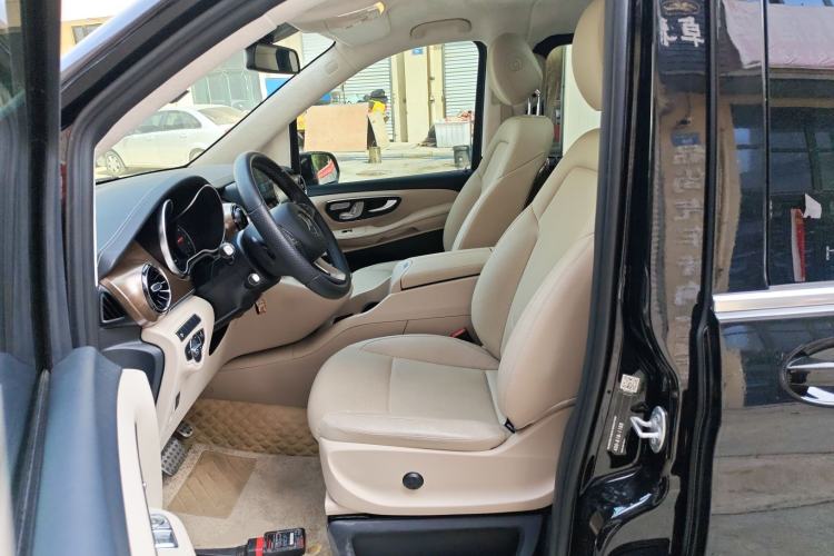 Used Mercedes-Benz V-Class 2021 V 260 Prestige Edition Left Front Seat