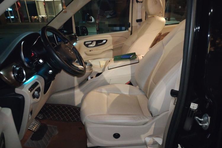 Used Mercedes-Benz V-Class 2021 V 260 L Long-wheelbase Luxury Edition Left Front Seat