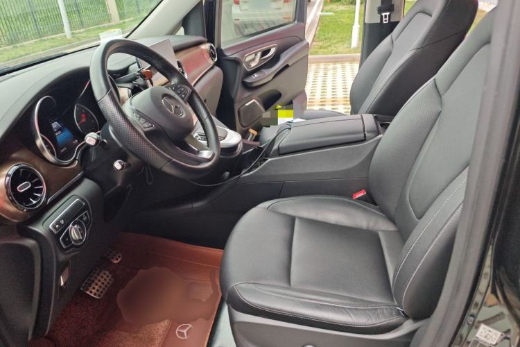 Used Mercedes-Benz V-Class 2021 V 260 L Long-wheelbase Luxury Edition Left Front Seat